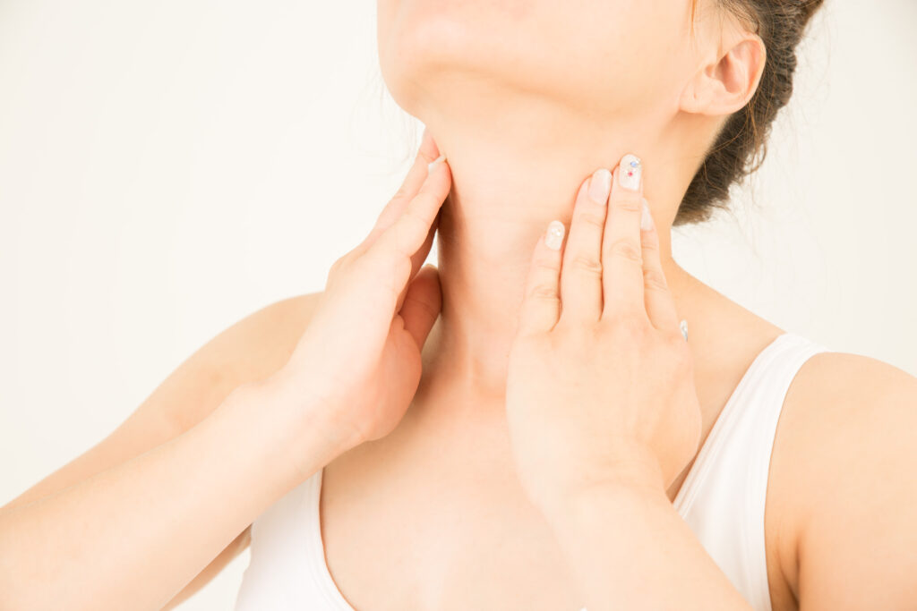 Jak pielęgnować skórę szyi i dekoltu?