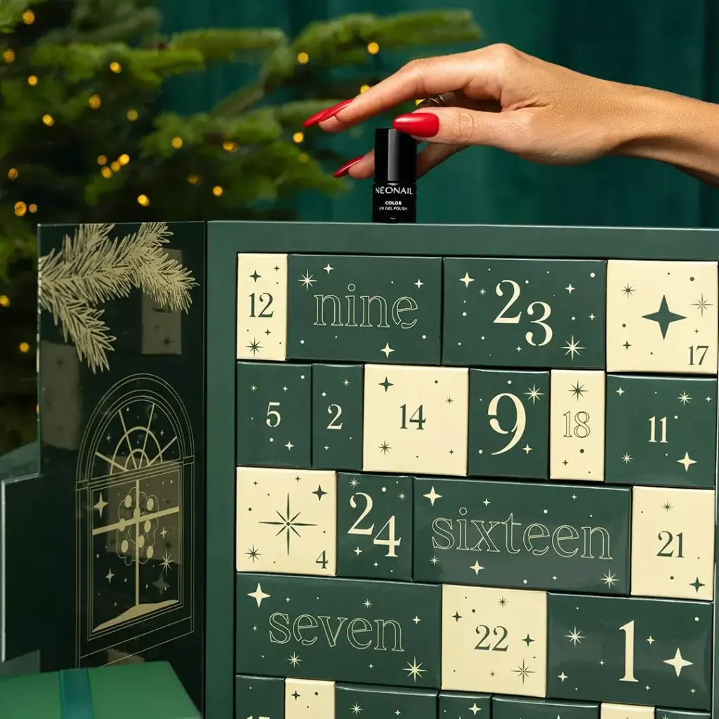 fot. mat.pras. NEONAIL